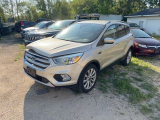 2017 Ford Escape Titanium - Exterior Front Left Corner Image